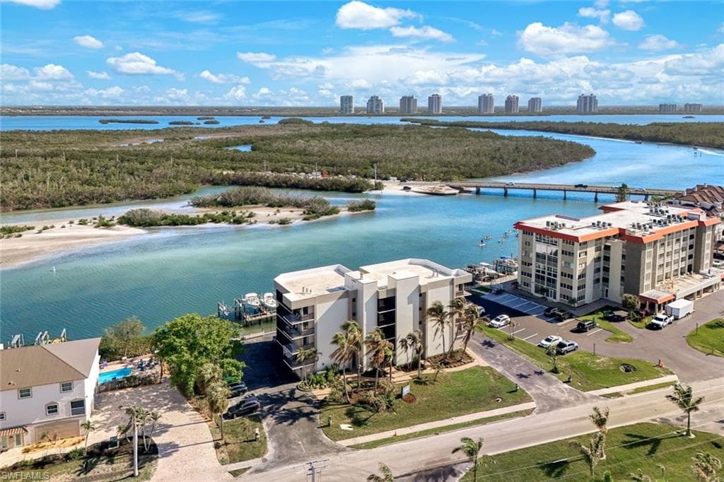 25875 Hickory BLVD # 501, BONITA SPRINGS FL 34134-30