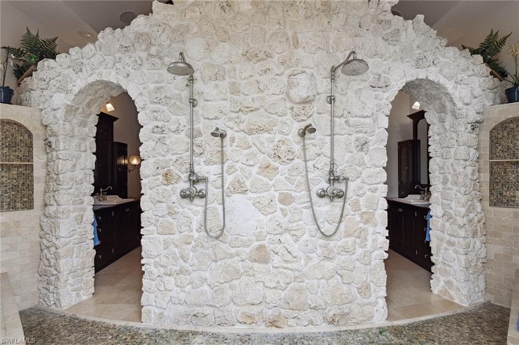 9300 Overseas Highway, MARATHON FL 33050-26