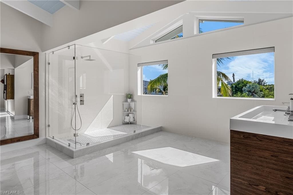 186 Bayview DR, ISLAMORADA FL 33036-29