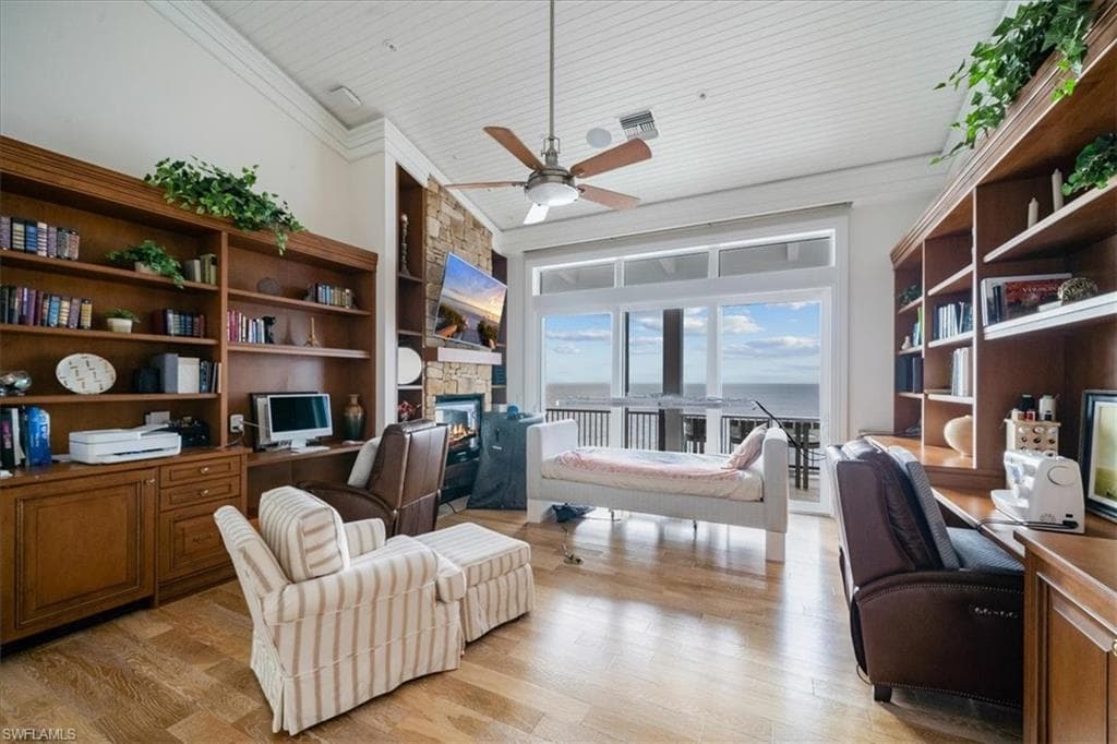 40 32nd AVE S-22