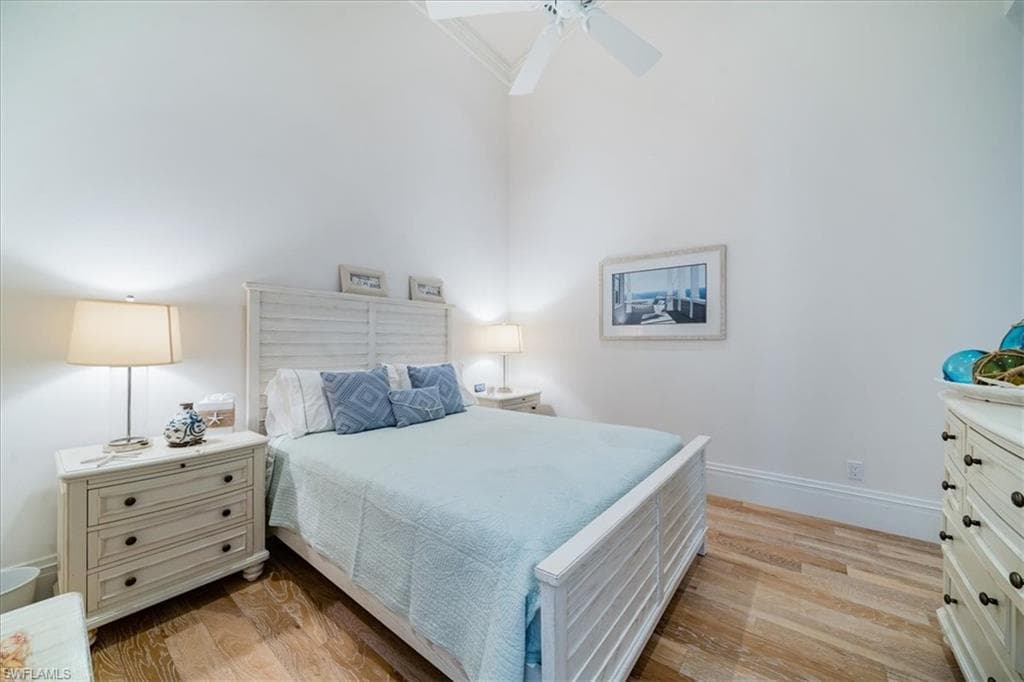 40 32nd AVE S-27