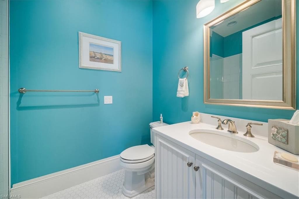 40 32nd AVE S-30