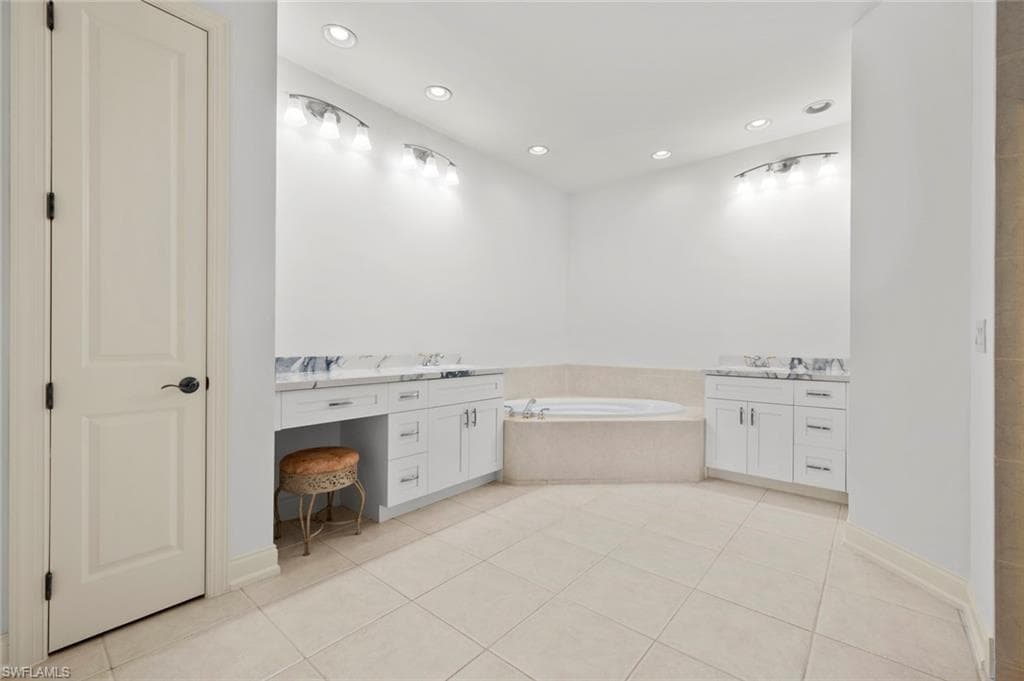 18530 Sandalwood Pointe # 101, FORT MYERS FL 33908-25