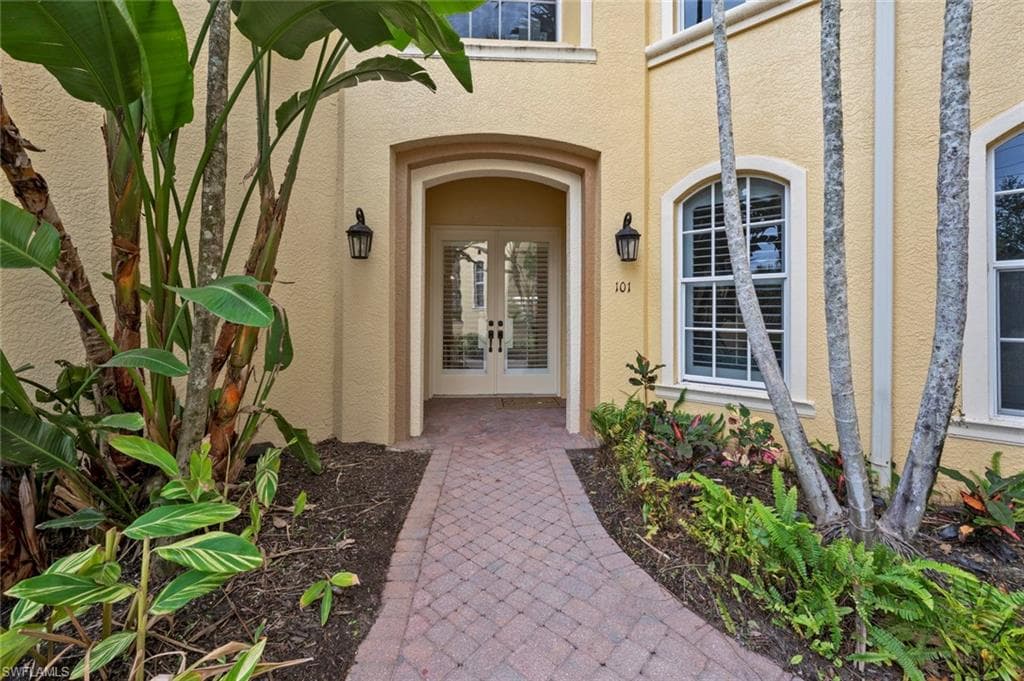 18530 Sandalwood Pointe # 101, FORT MYERS FL 33908-13