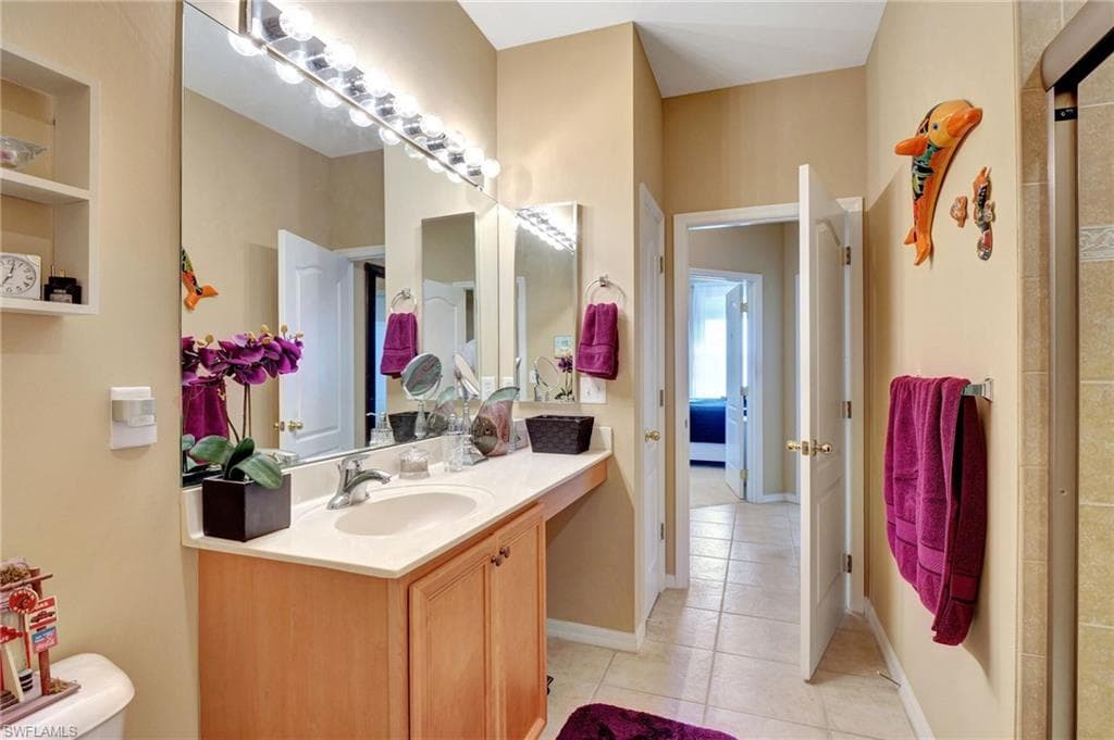 8040 Liriope LOOP, LEHIGH ACRES FL 33972-30