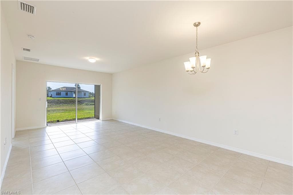10736 Crossback LN, LEHIGH ACRES FL 33936-8