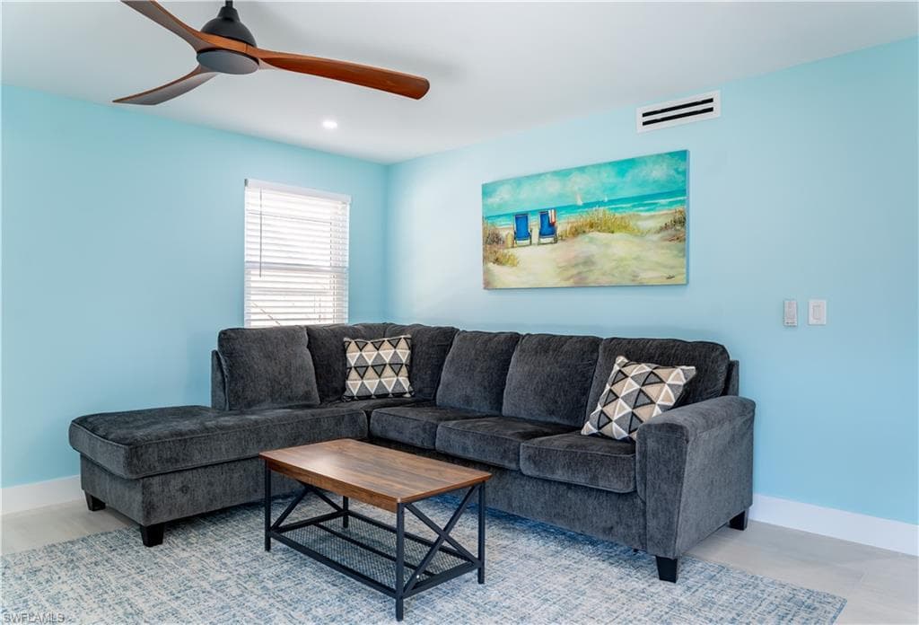 1155 Sandpiper ST # C7, NAPLES FL 34102-2