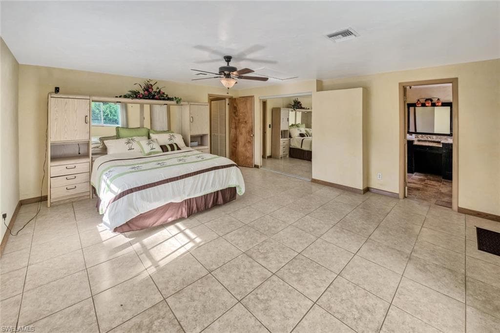 29 Caribbean RD, NAPLES FL 34108-12