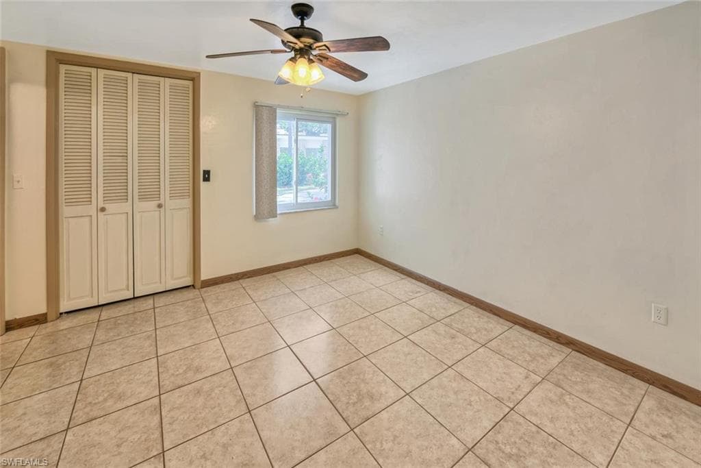 29 Caribbean RD, NAPLES FL 34108-16