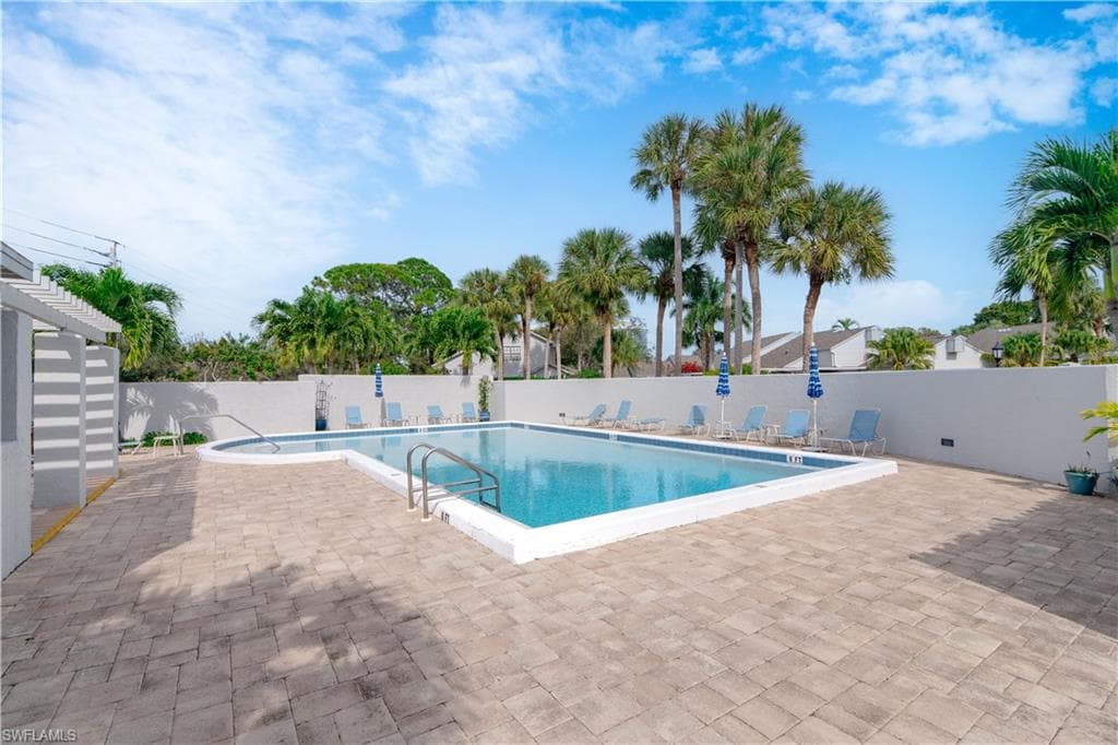 878 Meadowland DR # G, NAPLES FL 34108-22