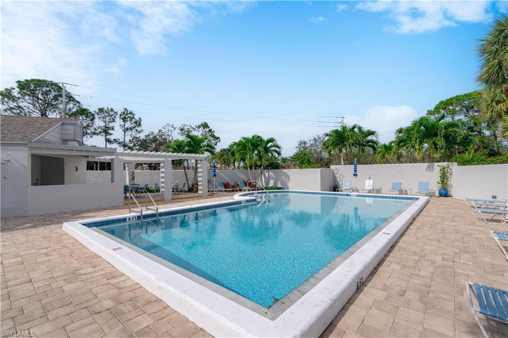878 Meadowland DR # G, NAPLES FL 34108-21