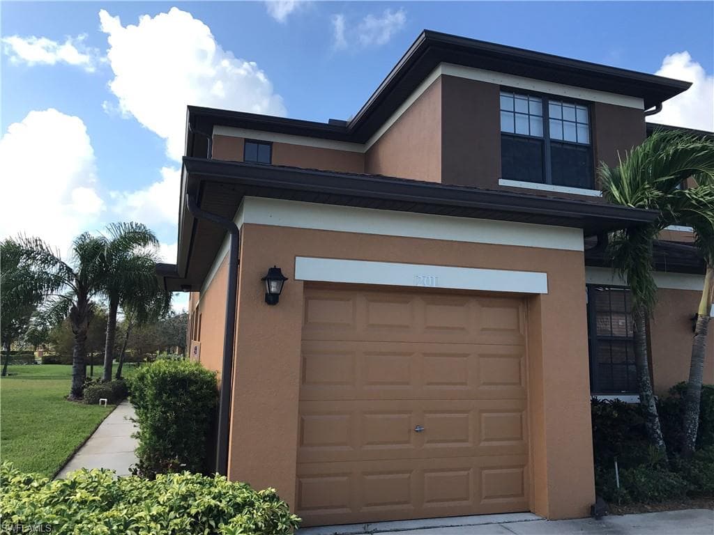 3783 Pino Vista WAY # 201, ESTERO FL 33928-16