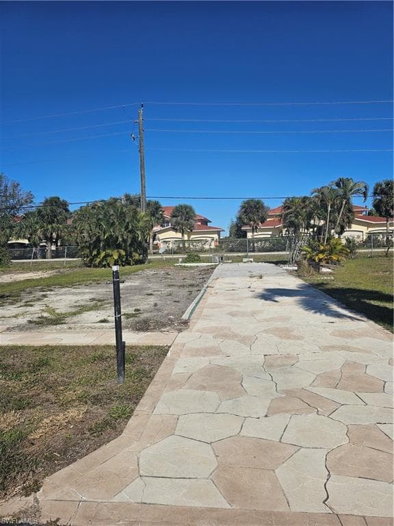 22 Williamsburg WAY, FORT MYERS FL 33908-1