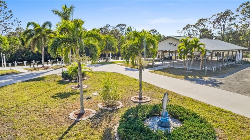 22 Williamsburg WAY, FORT MYERS FL 33908-15