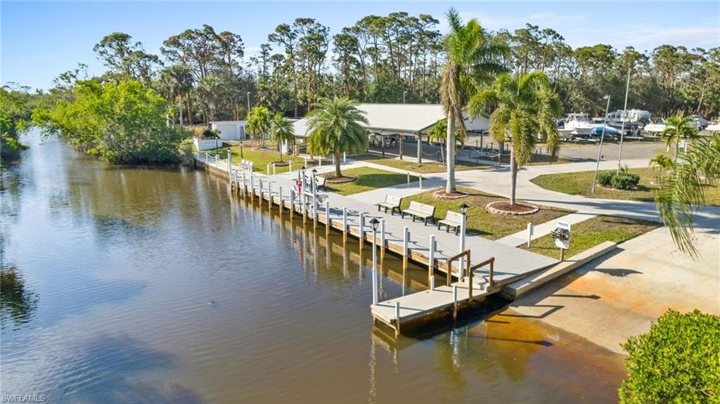 22 Williamsburg WAY, FORT MYERS FL 33908-9
