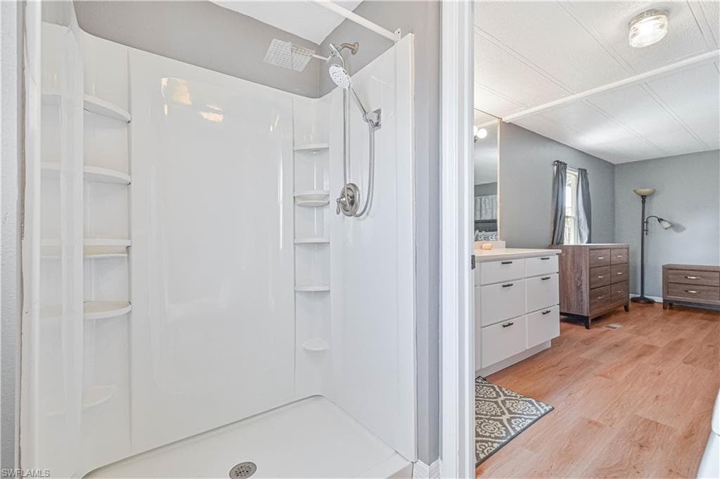 138 Lexington AVE, FORT MYERS FL 33908-20