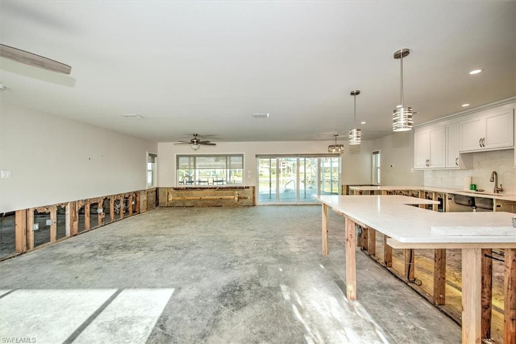 239 Ibis ST, FORT MYERS BEACH FL 33931-2