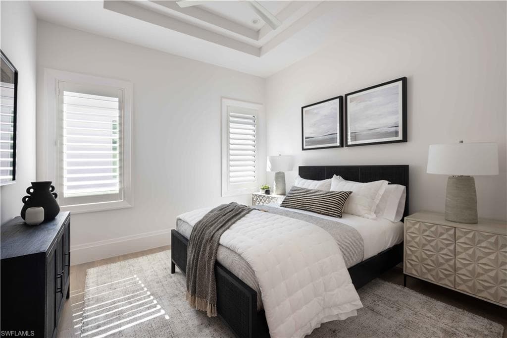 6634 Palisades AVE-17