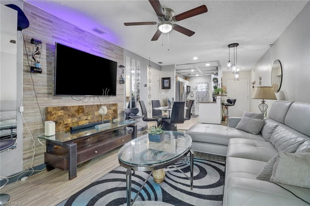 333 Joel BLVD # 234, LEHIGH ACRES FL 33936-13