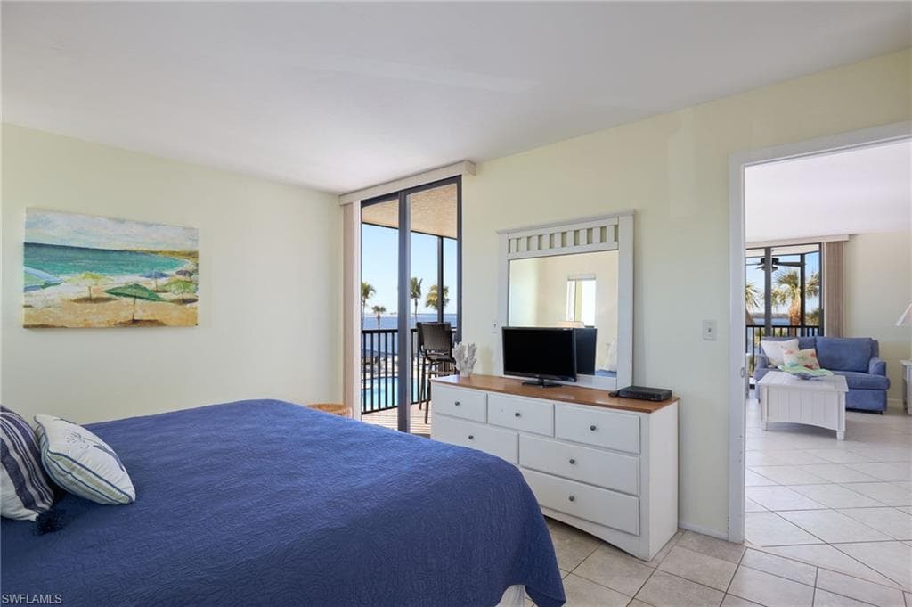 17080 Harbour Point DR # 211, FORT MYERS FL 33908-10