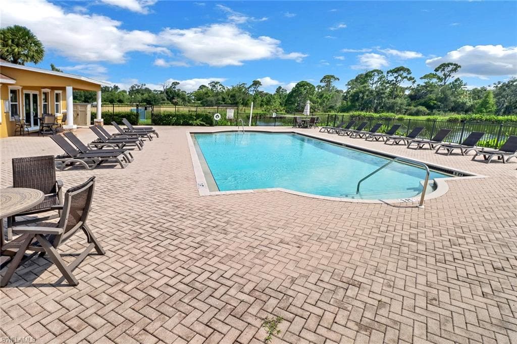 6390 Brant Bay BLVD # 106, NORTH FORT MYERS FL 33917-25