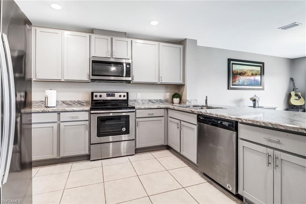 6390 Brant Bay BLVD # 106, NORTH FORT MYERS FL 33917-13