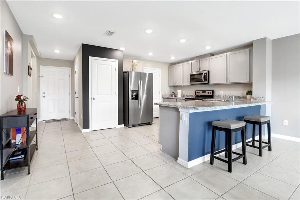6390 Brant Bay BLVD # 106, NORTH FORT MYERS FL 33917-10