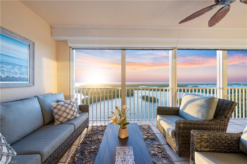 445 Dockside DR # B903, NAPLES FL 34110-11