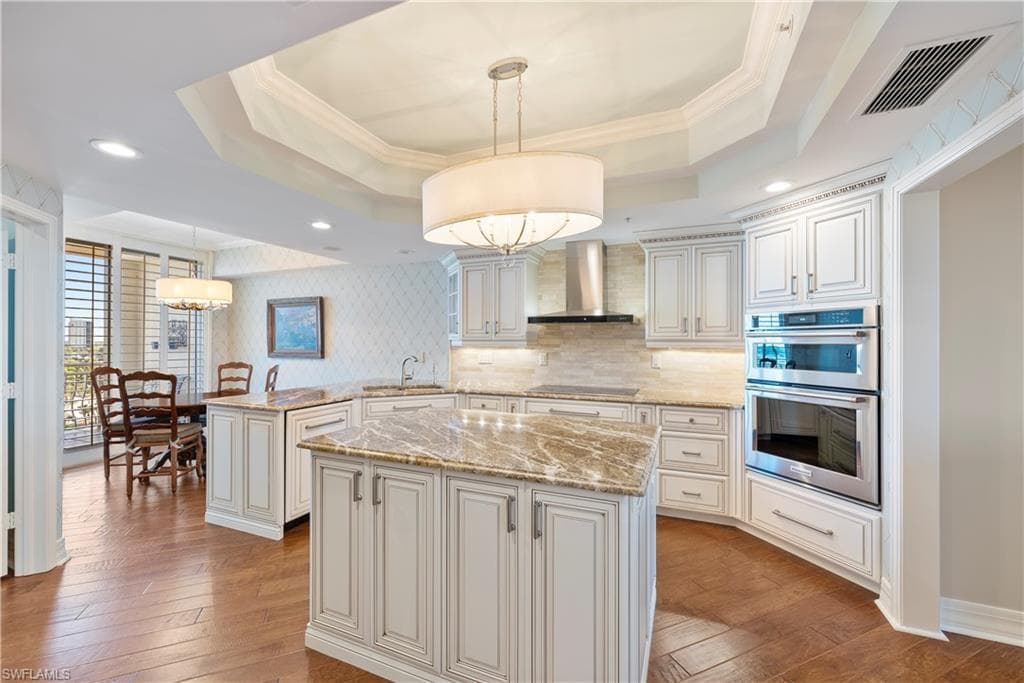 445 Dockside DR # B903, NAPLES FL 34110-2
