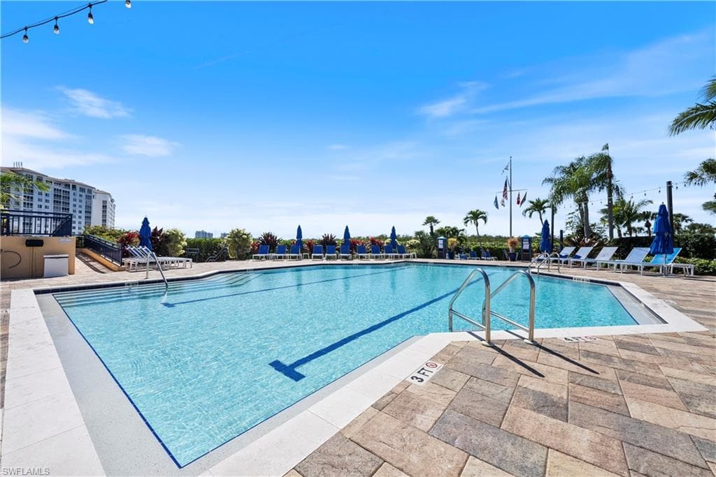 445 Dockside DR # B903, NAPLES FL 34110-27