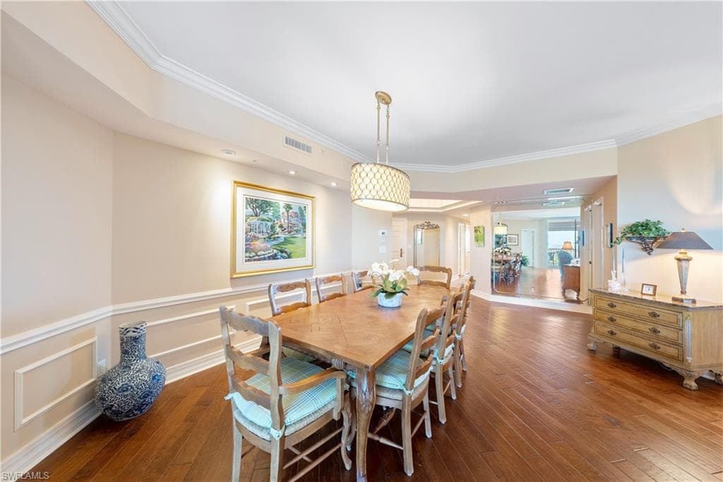 445 Dockside DR # B903, NAPLES FL 34110-9