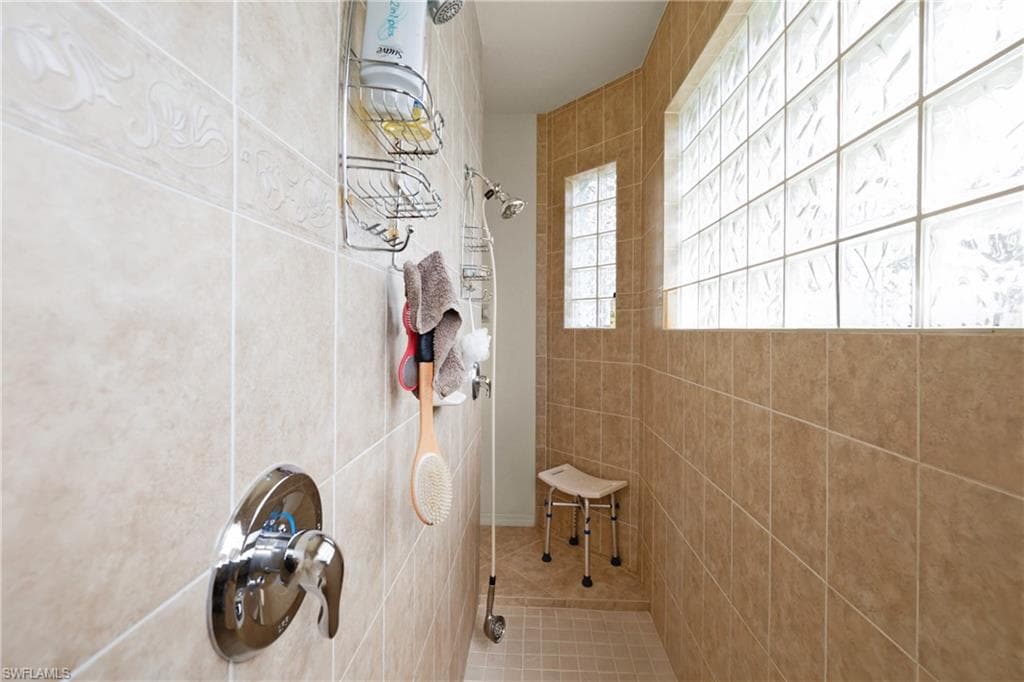 11486 Royal Tee CIR, CAPE CORAL FL 33991-37