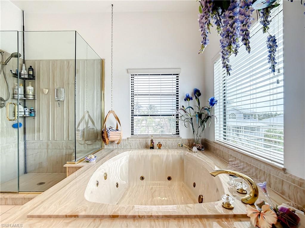 3766 Riviera CIR, BONITA SPRINGS FL 34134-31