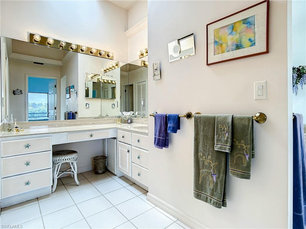 3766 Riviera CIR, BONITA SPRINGS FL 34134-32