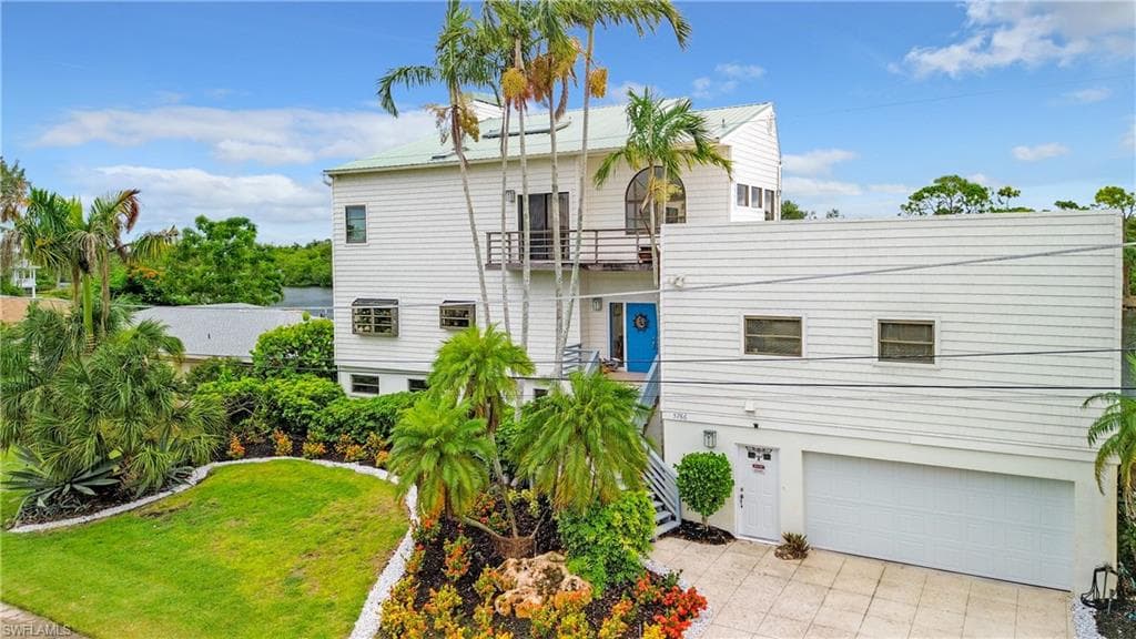 3766 Riviera CIR, BONITA SPRINGS FL 34134-7