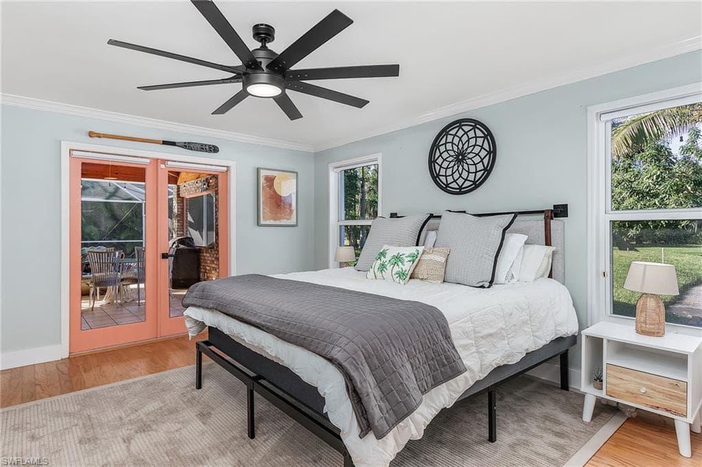 2950 Coach House LN, NAPLES FL 34105-16