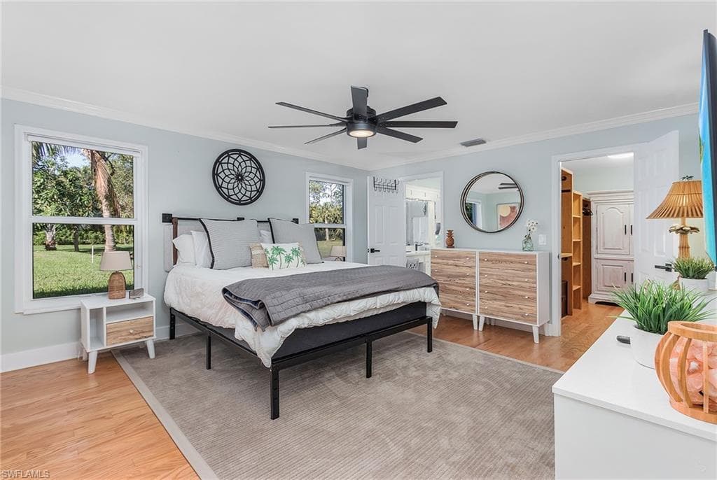 2950 Coach House LN, NAPLES FL 34105-15