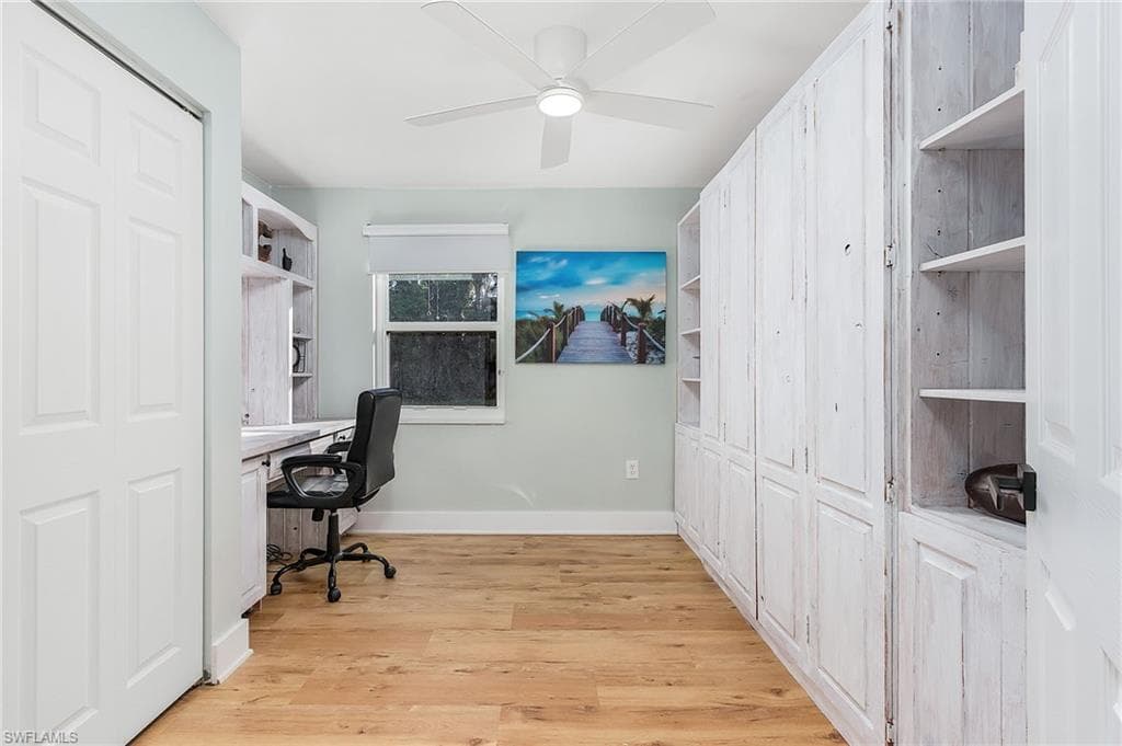 2950 Coach House LN, NAPLES FL 34105-6