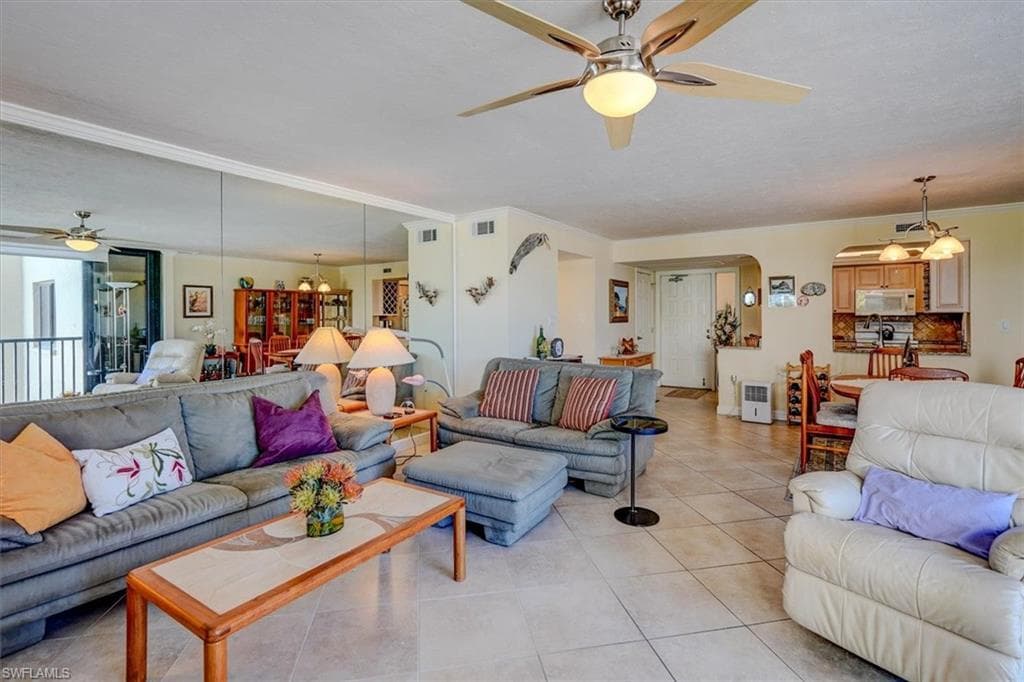 6660 Estero BLVD # B, FORT MYERS BEACH FL 33931-19