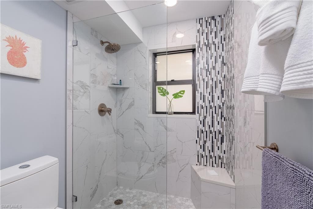 1085 Bald Eagle DR # B305, MARCO ISLAND FL 34145-13