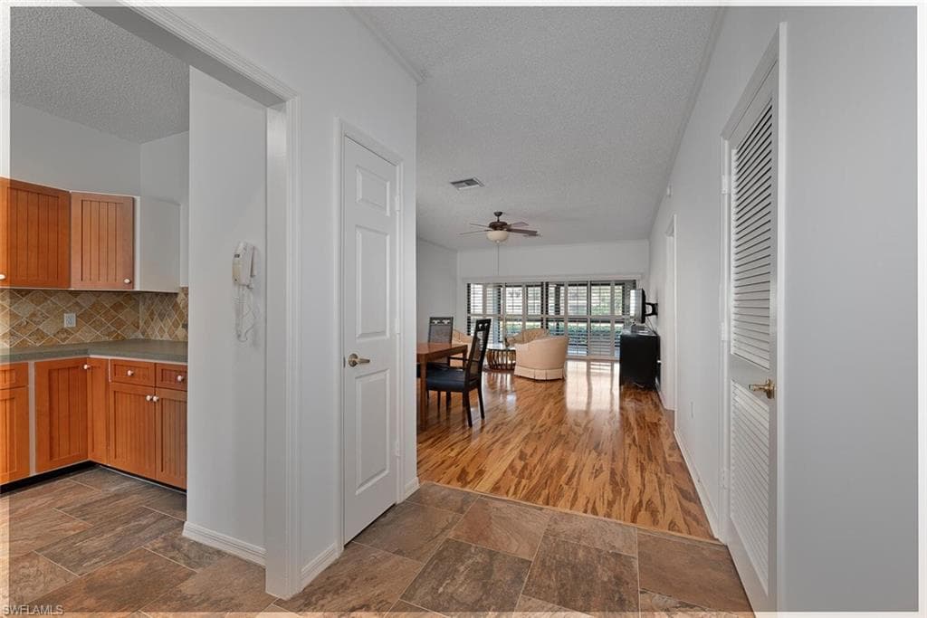 301 Arbor Lake DR # 101, NAPLES FL 34110-8