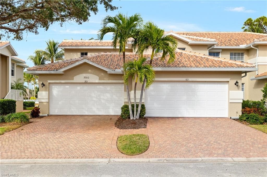 3300 Coconut Island DR # 201, ESTERO FL 33928-1
