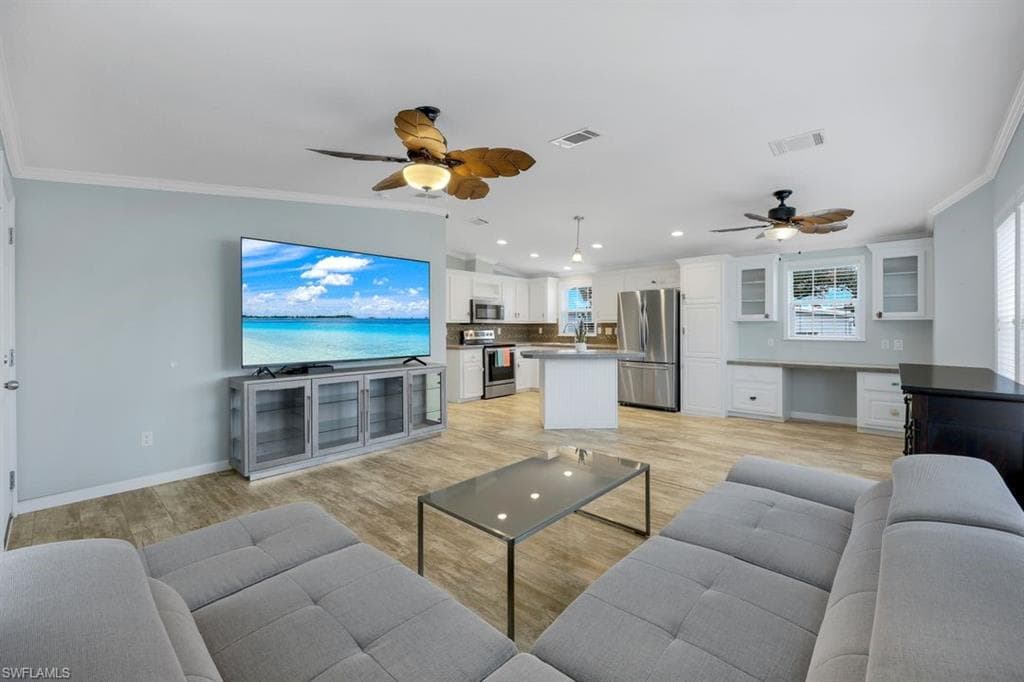 4620 Candlestick CT E, ESTERO FL 33928-4