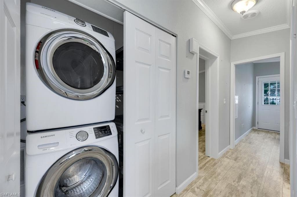 4620 Candlestick CT E, ESTERO FL 33928-13