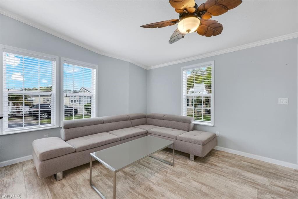 4620 Candlestick CT E, ESTERO FL 33928-10