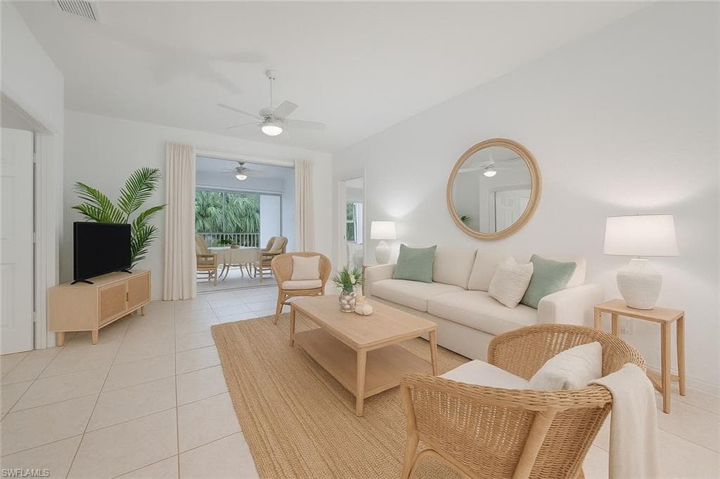 2155 Cay Lagoon DR # 424, NAPLES FL 34109-1