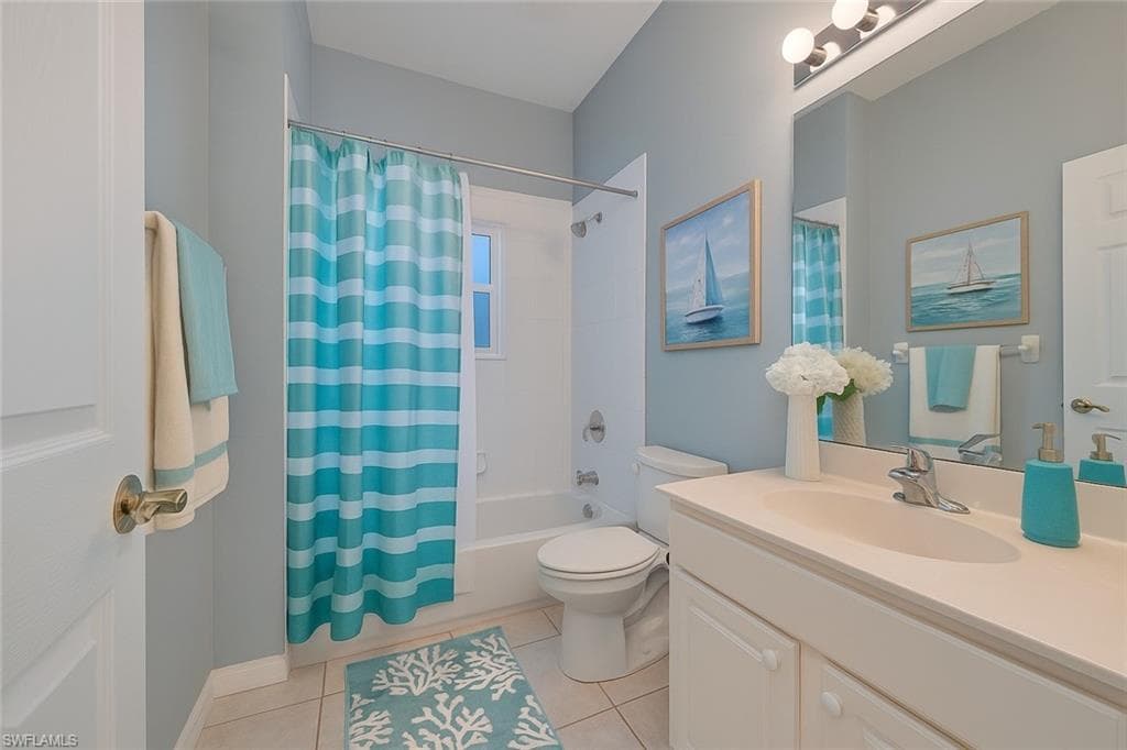 2155 Cay Lagoon DR # 424, NAPLES FL 34109-9