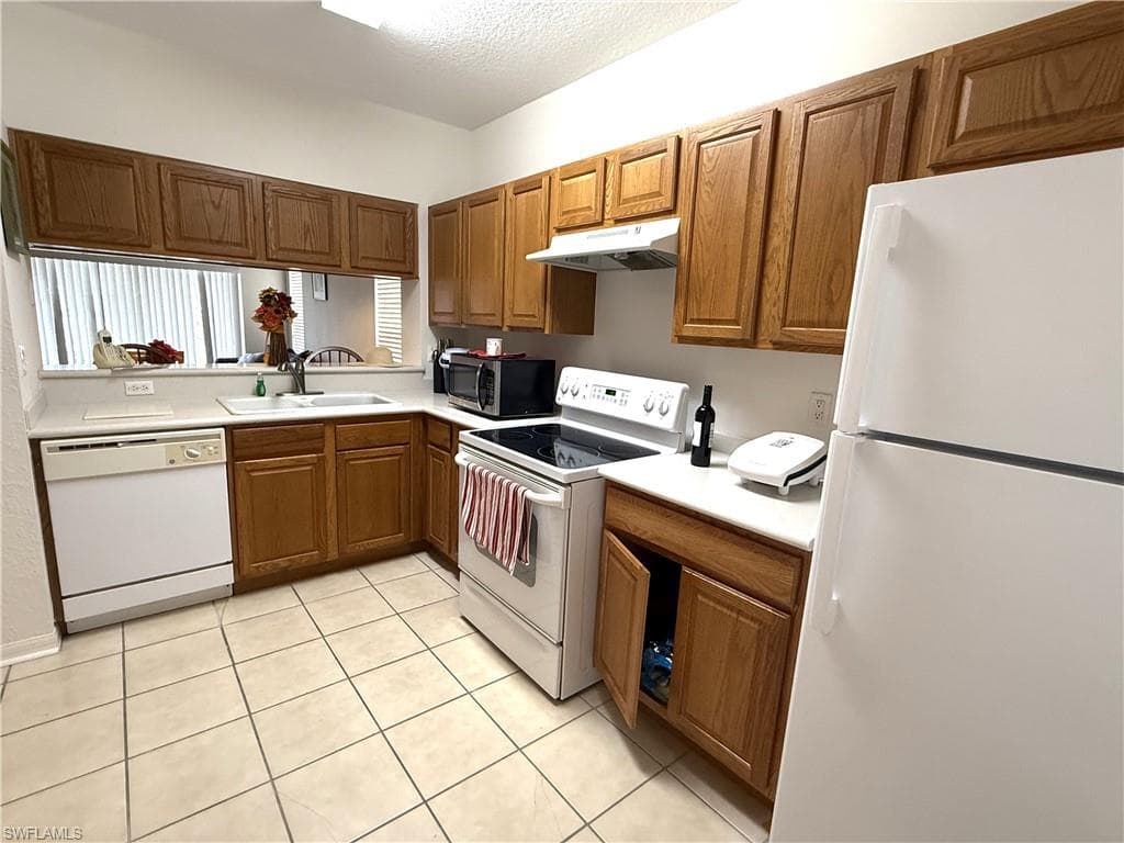 10111 Spyglass Hill LN, FORT MYERS FL 33966-5