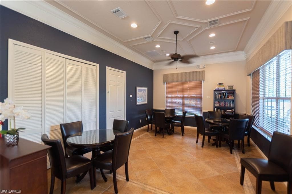 10111 Spyglass Hill LN, FORT MYERS FL 33966-16