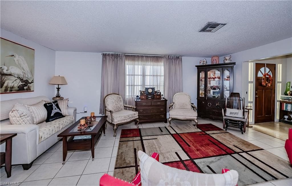 1038 Seminole CIR, MOORE HAVEN FL 33471-26